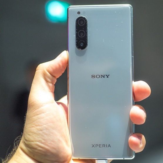 Sony Xperia 5 na targach IFA 2019. Smartfon niepozorny, ale wzbudzający ciekawość