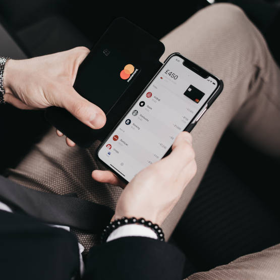 Revolut rozwija działalność w Polsce i poszukuje pracowników. Do fintechu dołączają trzy menedżerki z sektora finansowego