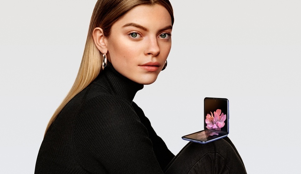 Samsung Galaxy Z Flip oficjalnie. Znamy polską cenę - będzie niższa niż w przypadku Folda
