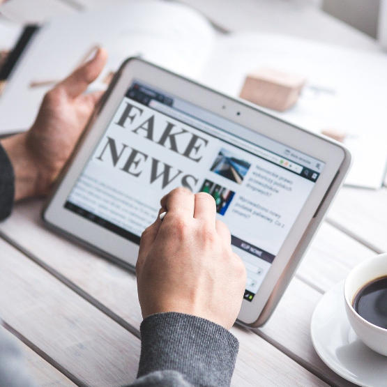 #FakeHunter i KNF będą śledzić dezinformacje na rynku finansowym