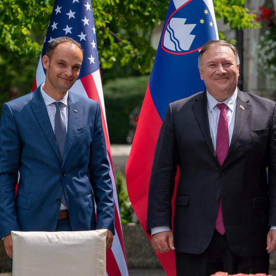 Słowenia podpisała z USA deklarację 5G przeciwko Chinom. Jutro Mike Pompeo w Polsce...