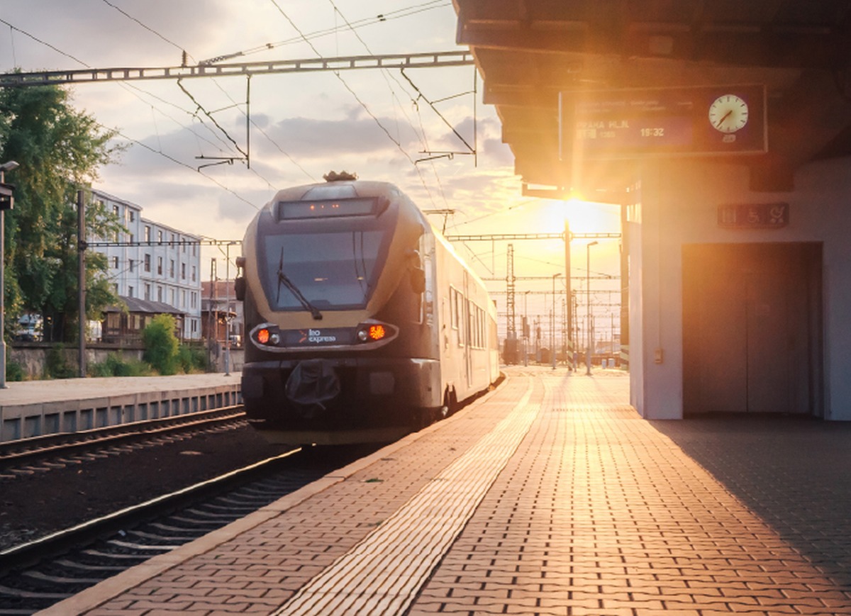 SkyCash umożliwia zakup biletu kolejowego Leo Express