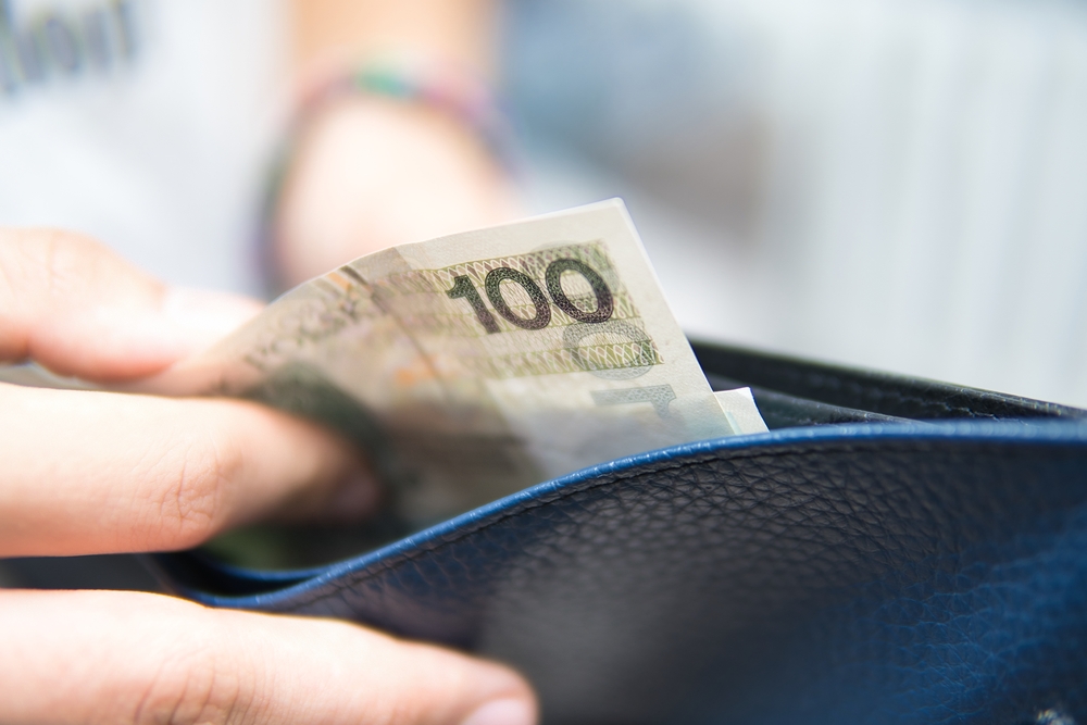 Telefon grozy. Polacy dzwonią, potem szok na rachunku