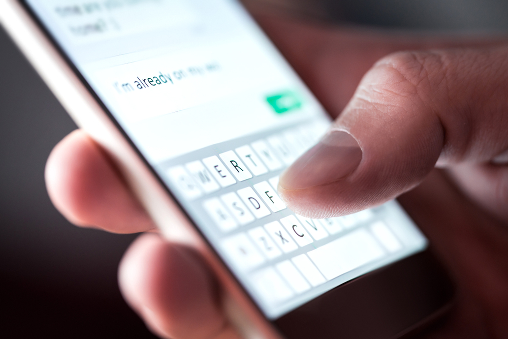 Kraków. Kliknęła w fałszywy SMS, grozi jej więzienie