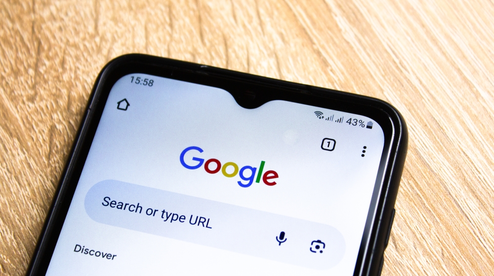 Atak na Google trwa. Konkurencja pręży muskuły, choć się trochę wstydzi