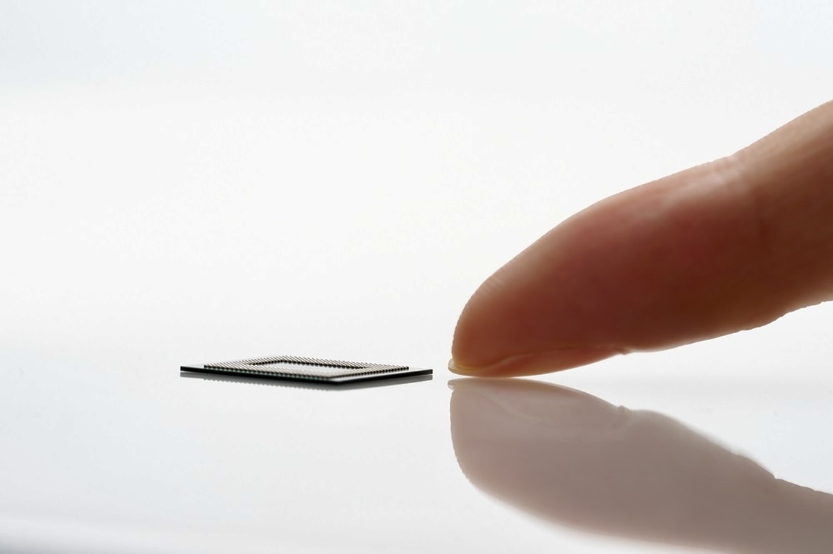 Samsung przeszedł sam siebie. Pokazał DRAM grubości paznokcia