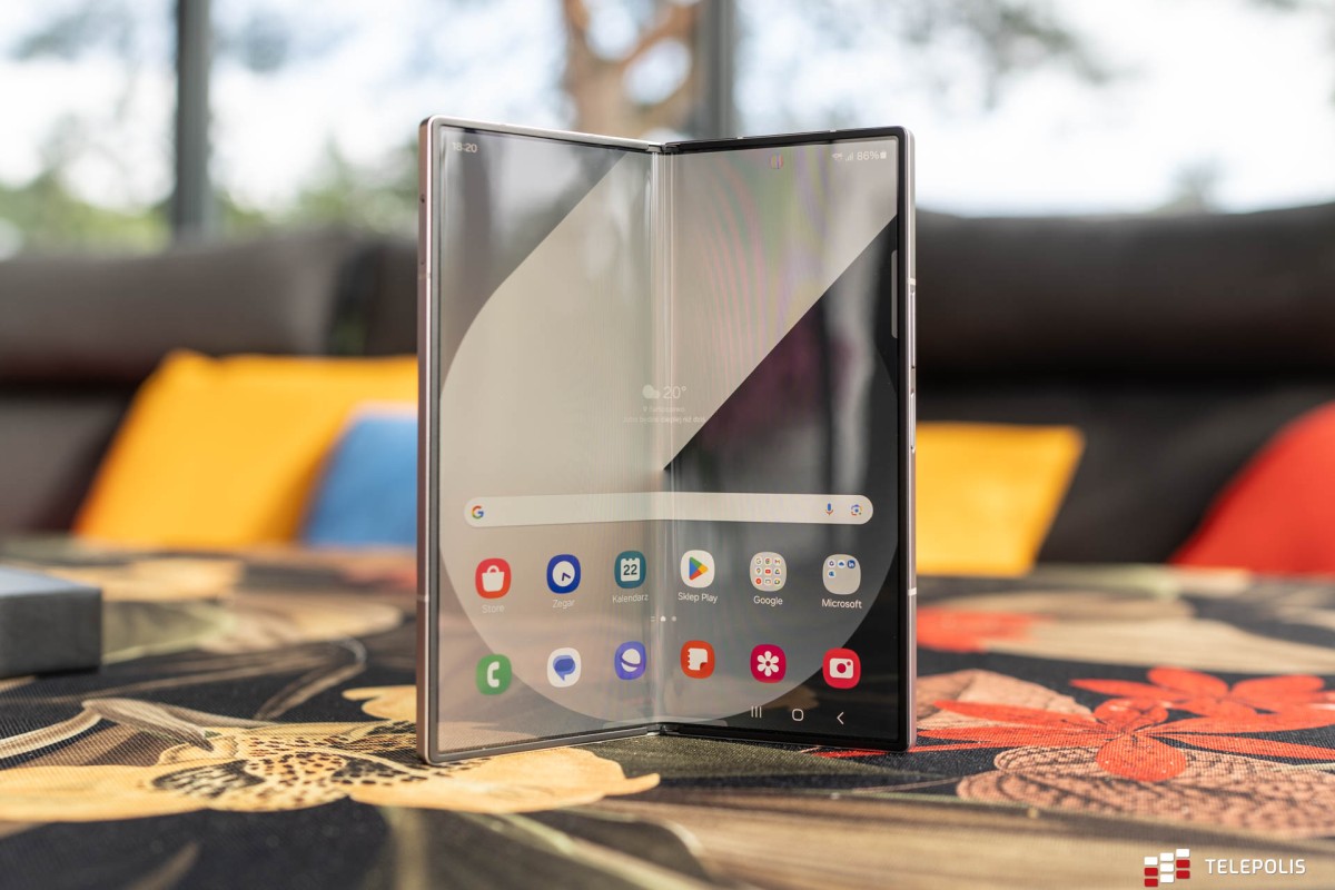Samsung sprzedaje najwięcej składaków, ale konkurencja jest coraz mocniejsza