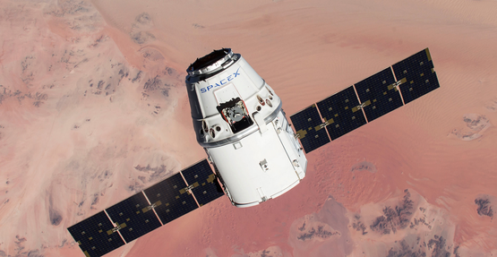 SpaceX: Crew Dragon wraca na Ziemię - zobacz lądowanie!