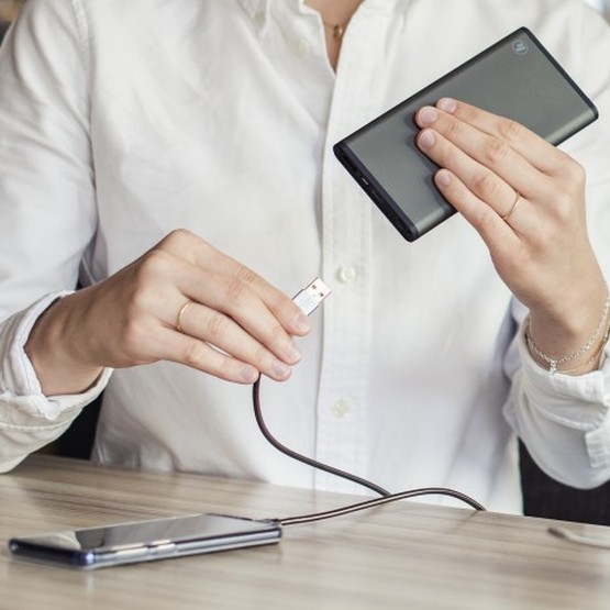 Masz iPhone’a? Zmień ładowanie na Hama