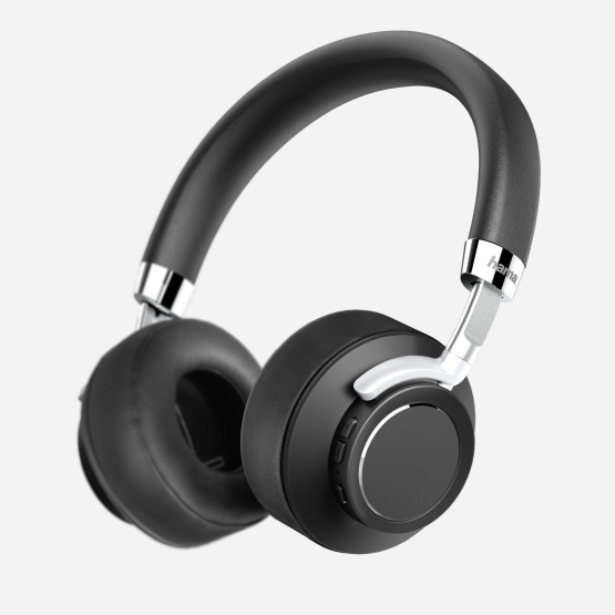Hama przywiozła do Berlina słuchawki Bluetooth z kontrolą głosem