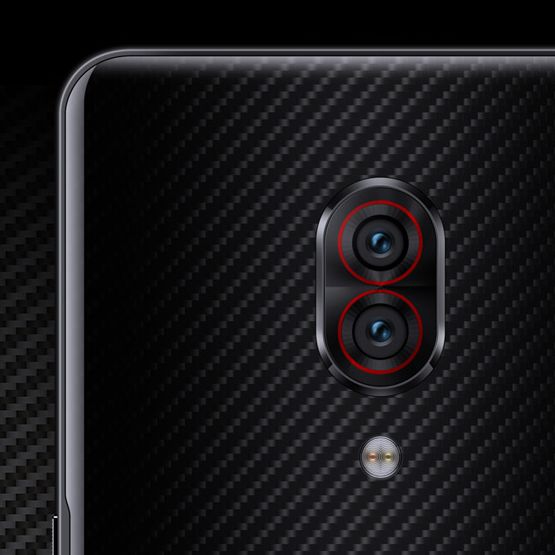 Lenovo Z5 Pro GT trafi do sklepów 29 stycznia. Pod maską topowy Snapdragon 855 i aż 12 GB pamięci RAM