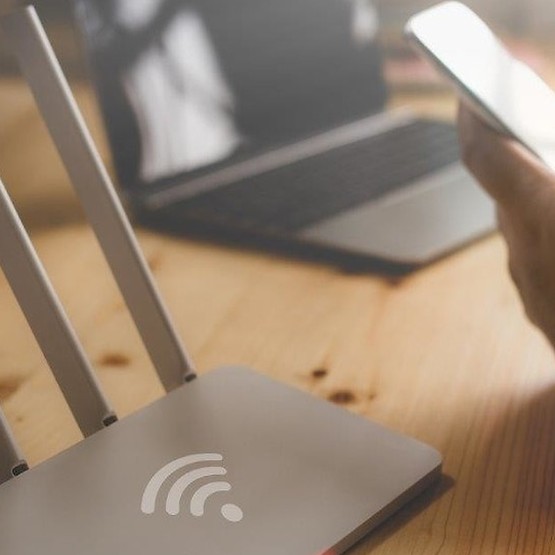 Ruszają testy mechanizmu monitorowania jakości połączenia z Internetem - poinformował Urząd Komunikacji Elektronicznej