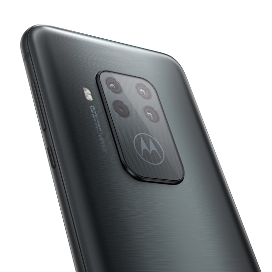 Motorola na IFA 2019: debiutują telefony Motorola One Zoom i Moto E6 Plus