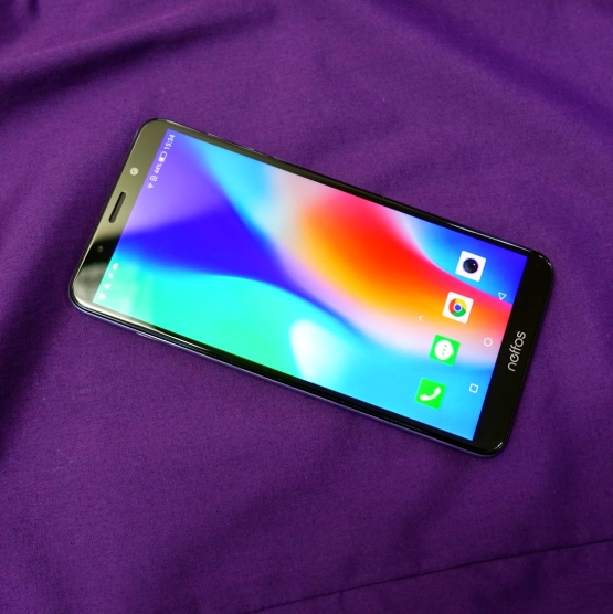 Test telefonu TP-Link Neffos C9. Opakowanie obiecuje wiele, ale zawartość rozczarowuje