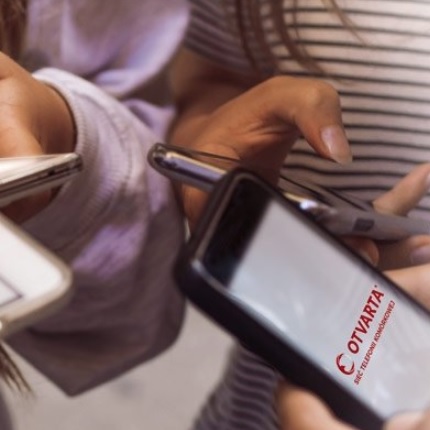 Otvarta: trzy miesiące za pół ceny i więcej Internetu dla przenoszących numer