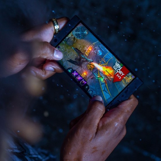 Razer Phone 2 zaprezentowany. Dzisiaj rusza oficjalna przedsprzedaż nowego smartfonu dla graczy