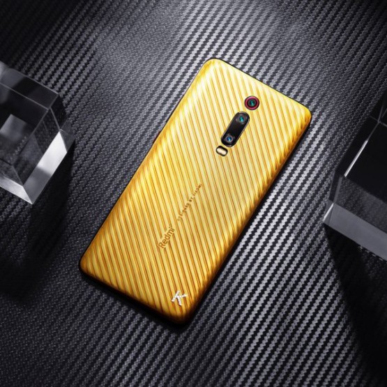 Telefon firmy Xiaomi nie musi być tani. Złoty Redmi K20 Pro kosztuje ponad 26 tysięcy złotych