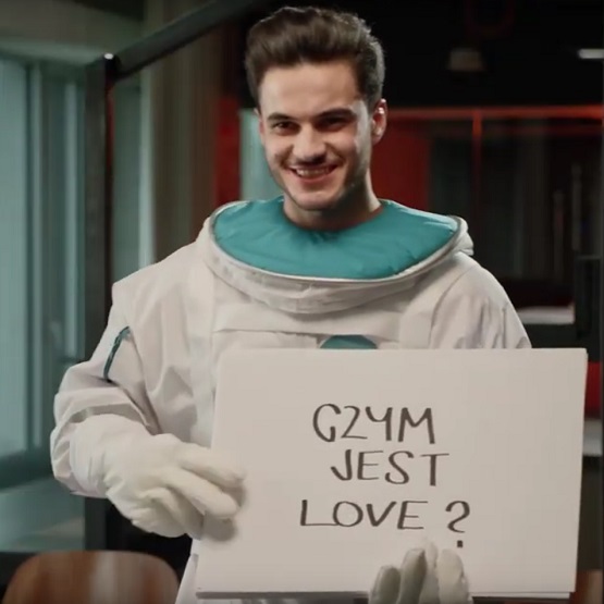 Orange uczył UPC czym jest światłowód. UPC uczy Orange czym jest Love