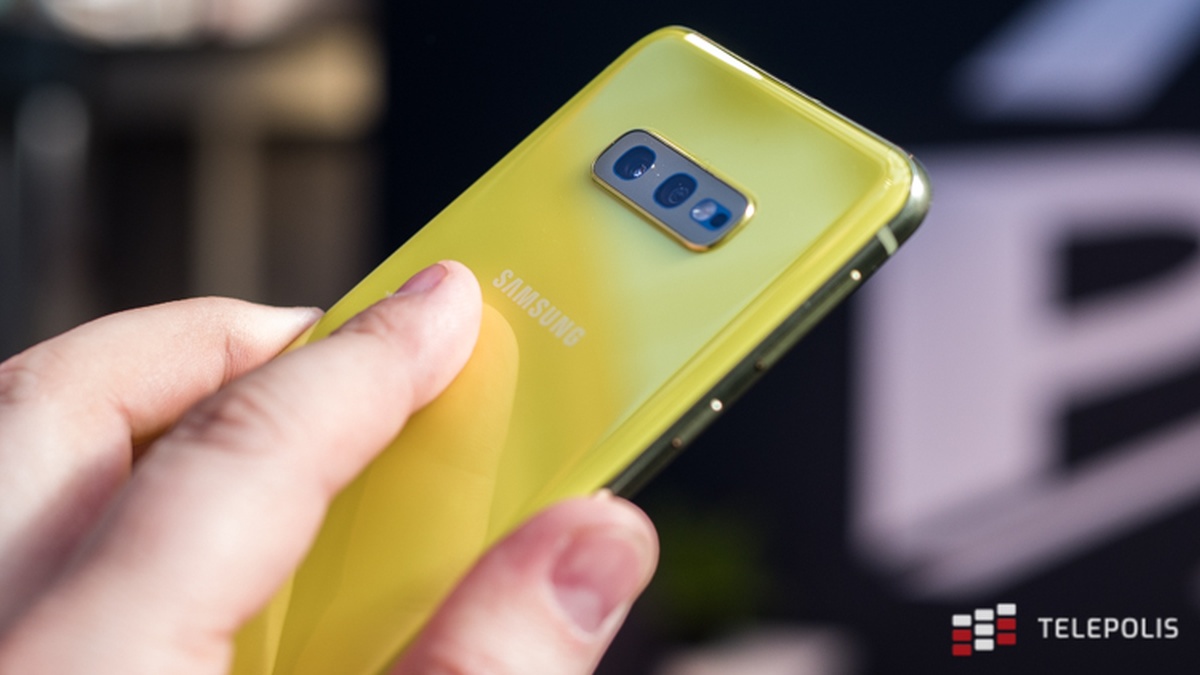 Samsung Galaxy S10e tył żółty