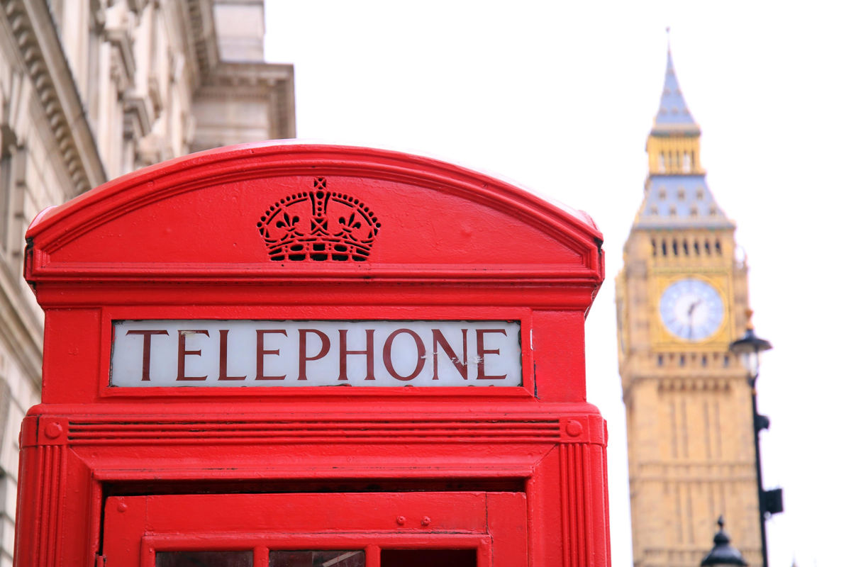 Czerwona budka telefoniczna w Londynie