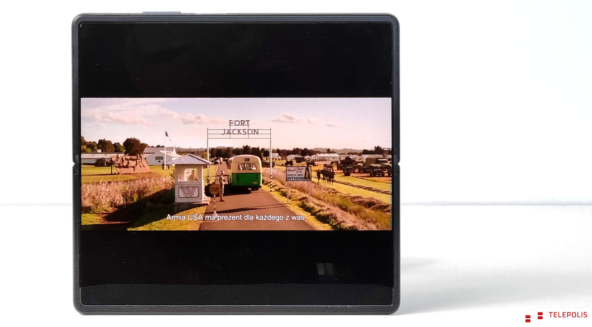 Huawei Mate X2 jak wyświetla filmy