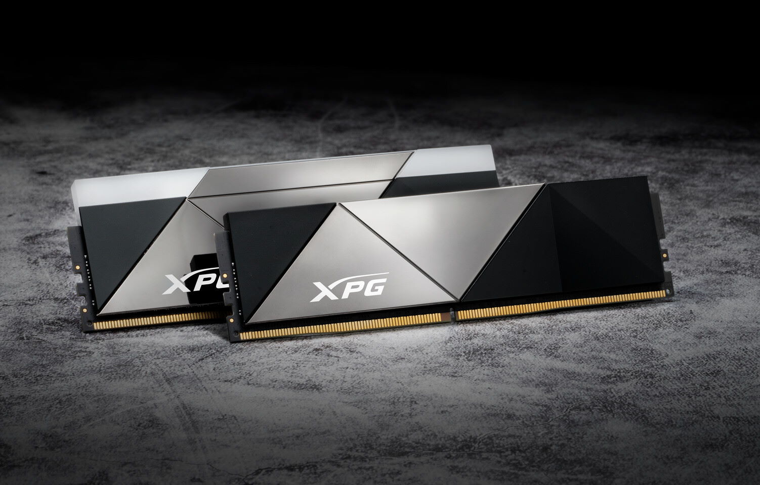 Gamingowe pamięci XPG DDR5 7400 MHz zadebiutują jeszcze w tym roku
