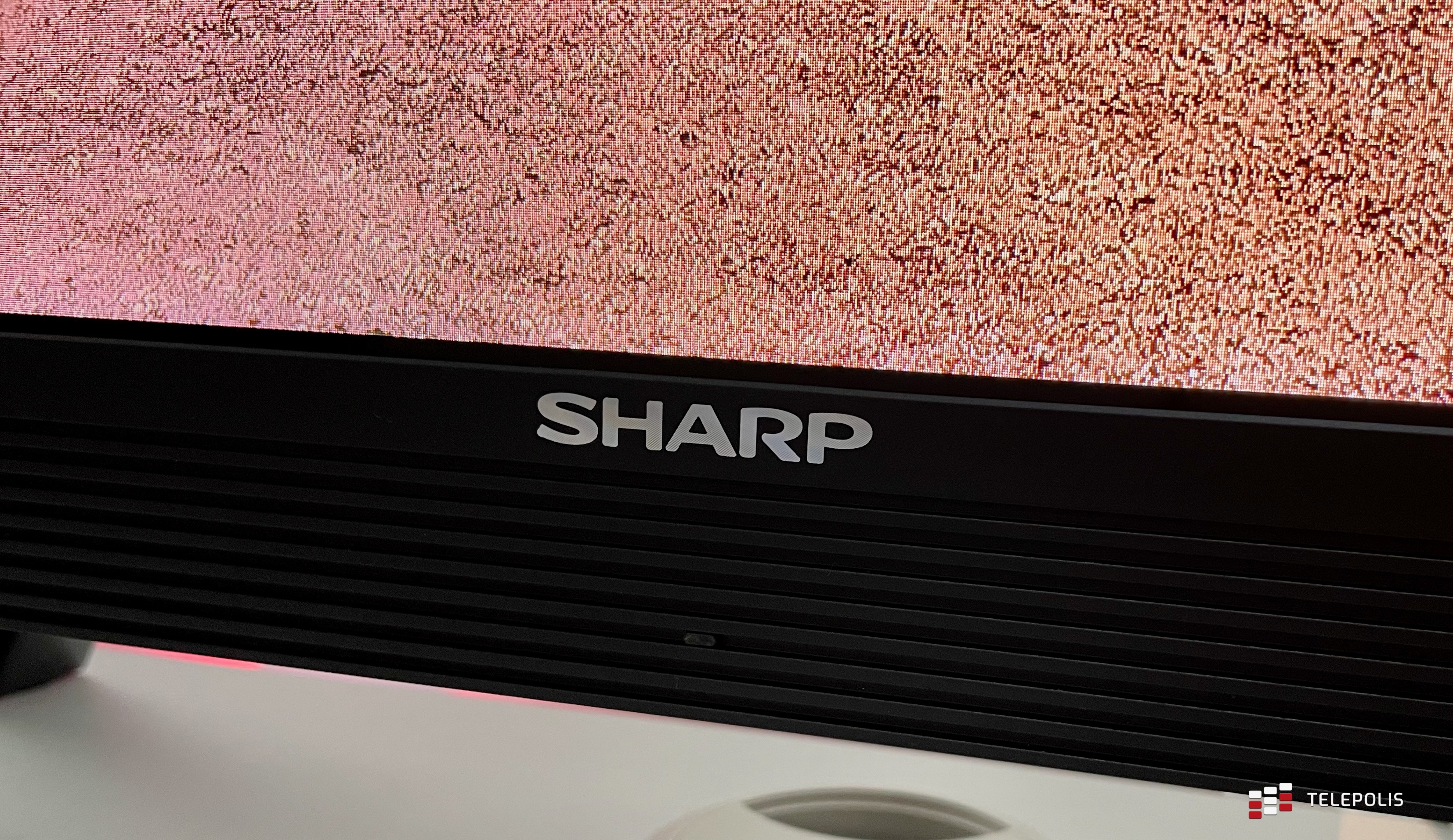 Sharp EQ3, maskownica telewizora