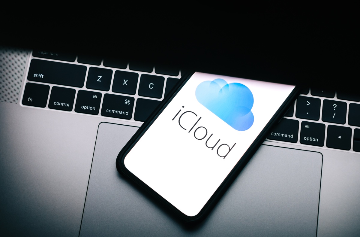 Apple globalna awaria iCloud