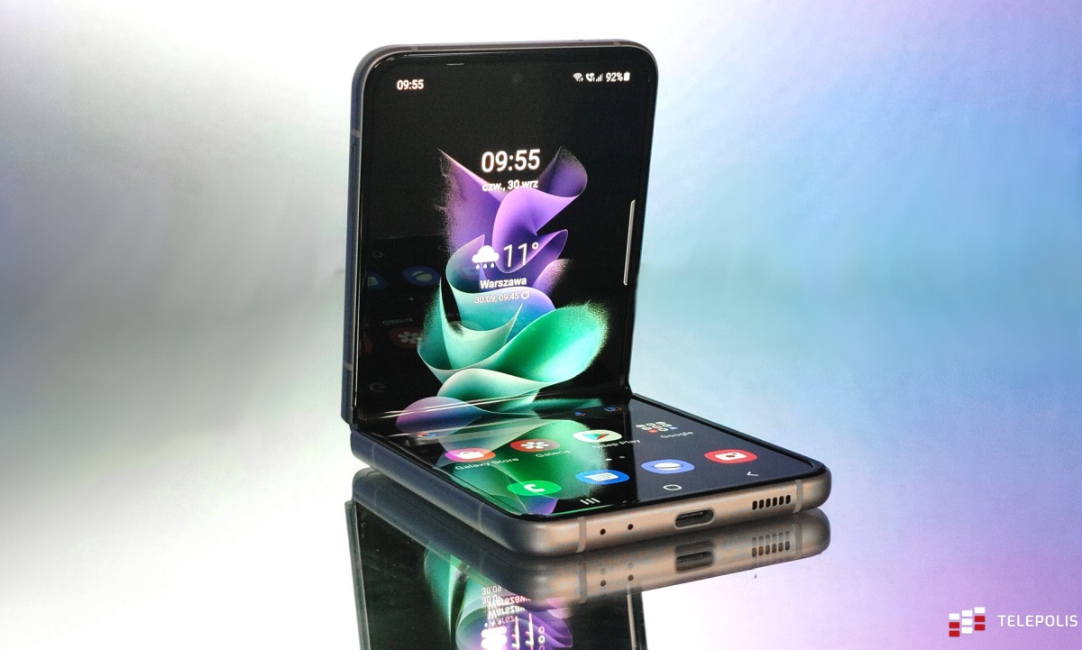 Omdia składane smartfony 2021 Samsung