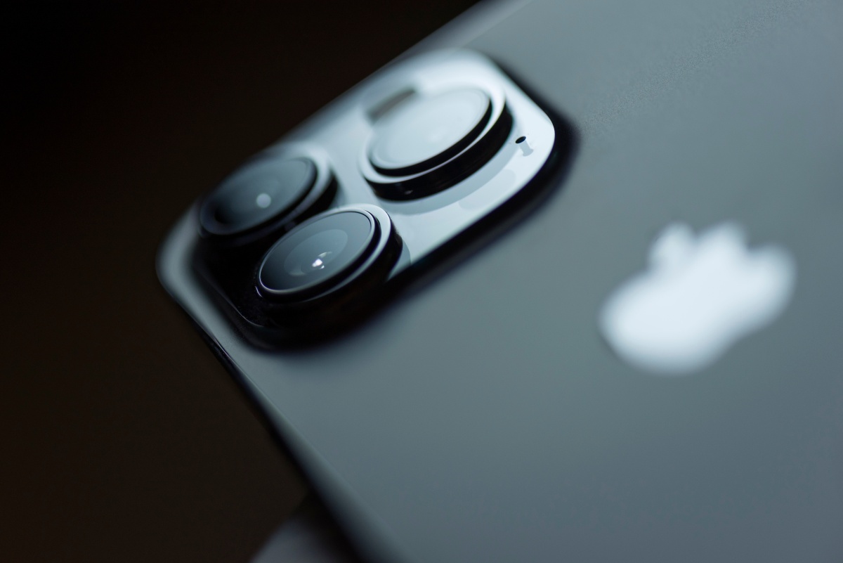 Apple iPhone 13 dobra sprzedaż wzrost produkcji