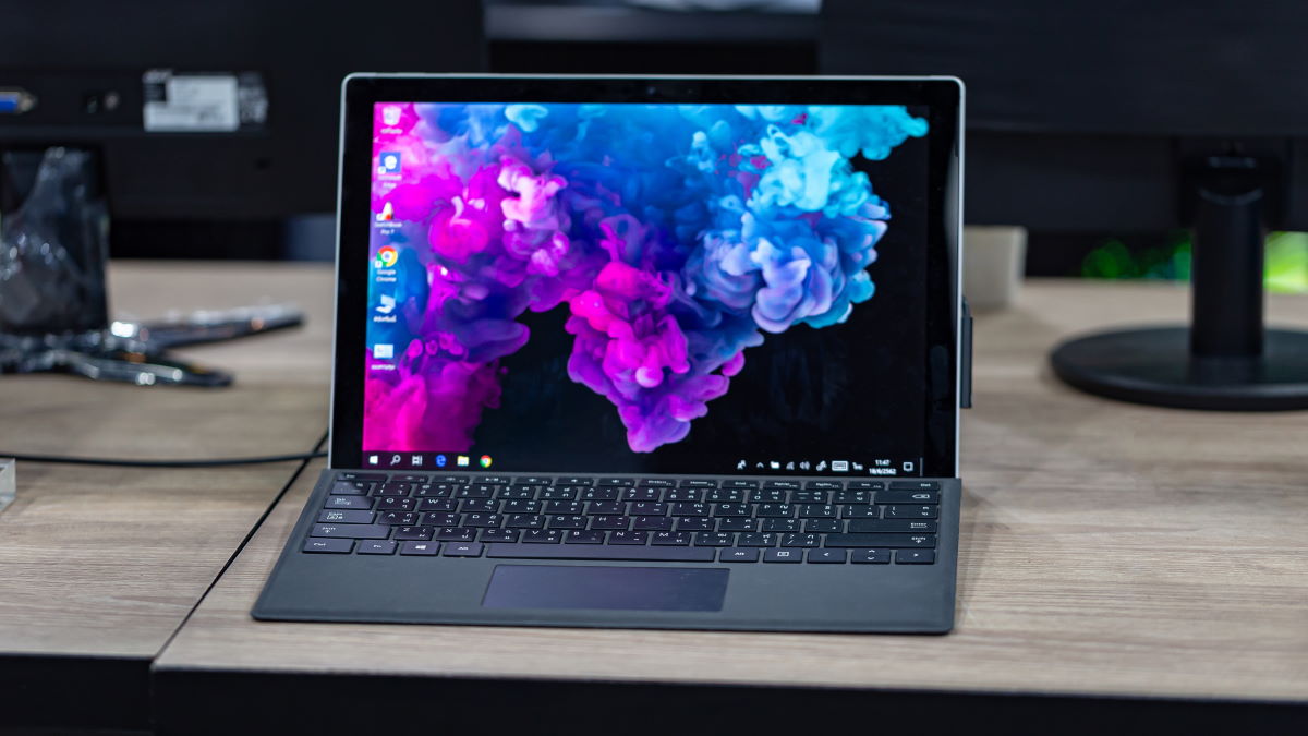 Microsoft pracuje nad gamingowym laptopem z serii Surface