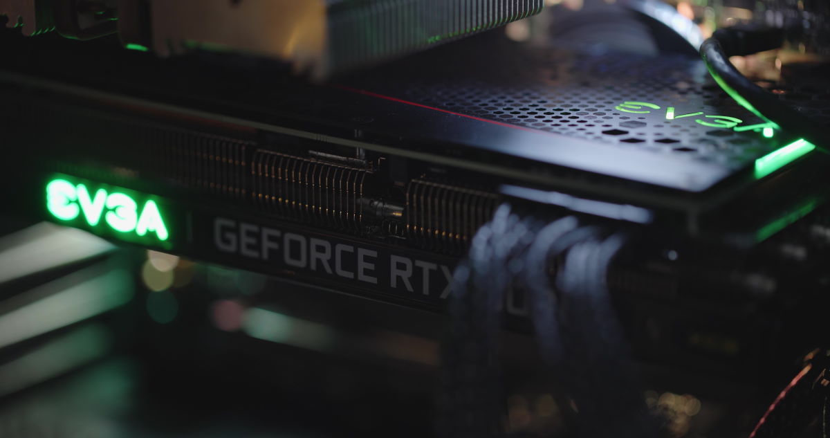 Pod tym względem karty GeForce RTX 40 rozczarowują. Nawet Intel to ma