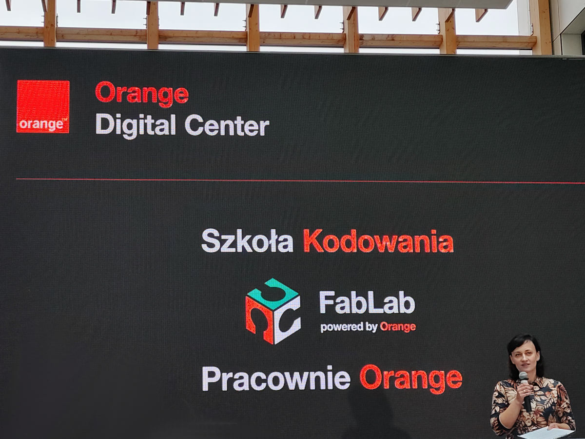 Startuje Orange Digital Center