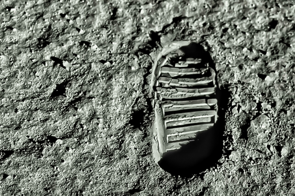 Katastrofa na Księżycu. Nowe zdjęcia ujawniają szczegóły