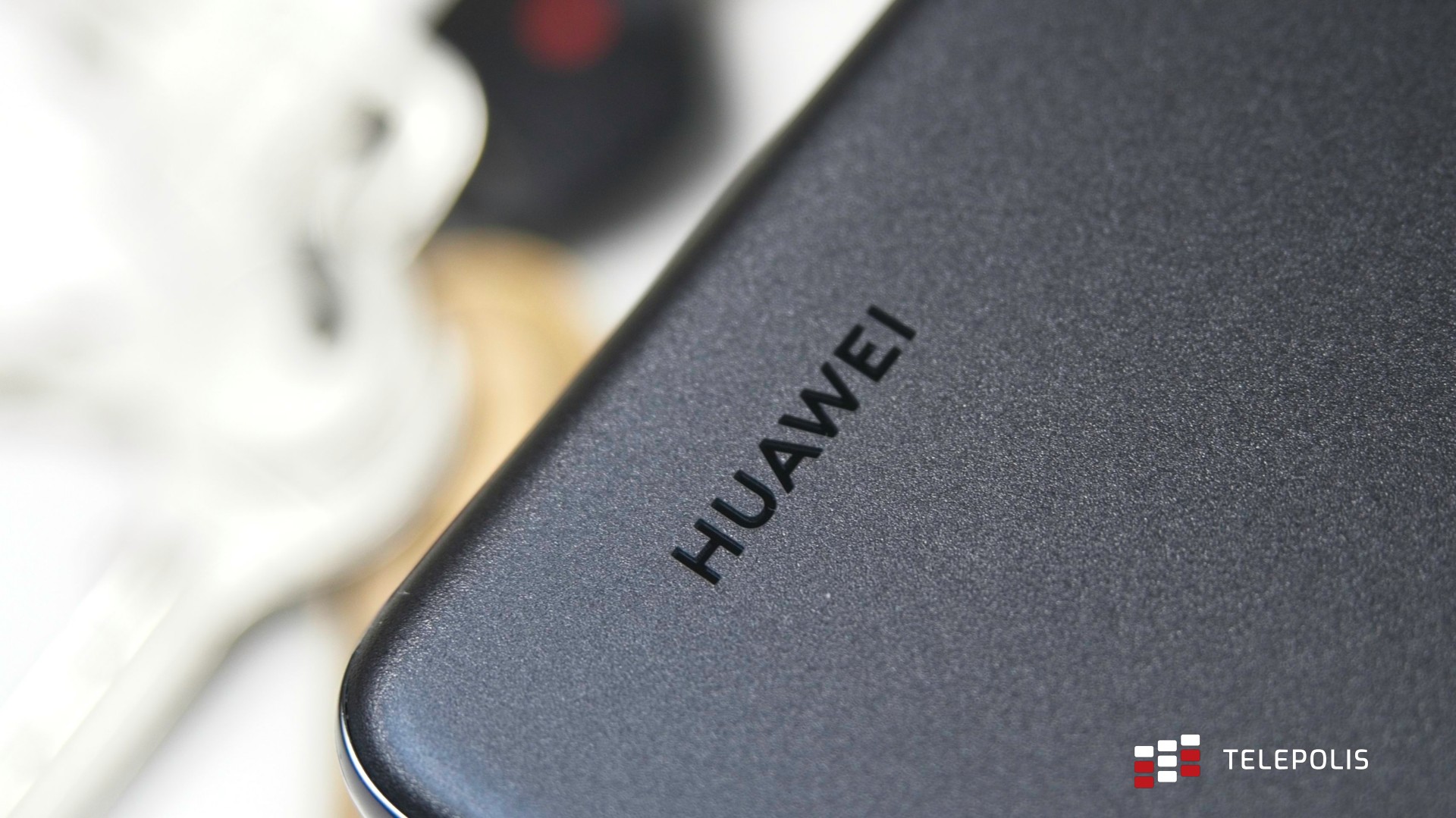 Telefon niezniszczalny? Zdradzamy sekret firmy Huawei