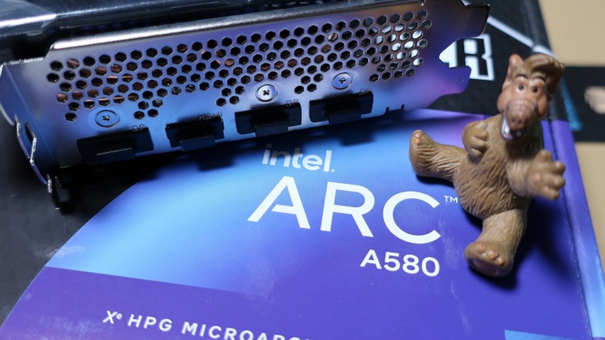 Intel ARC A580 trafia do sprzedaży. Cena jest niezła