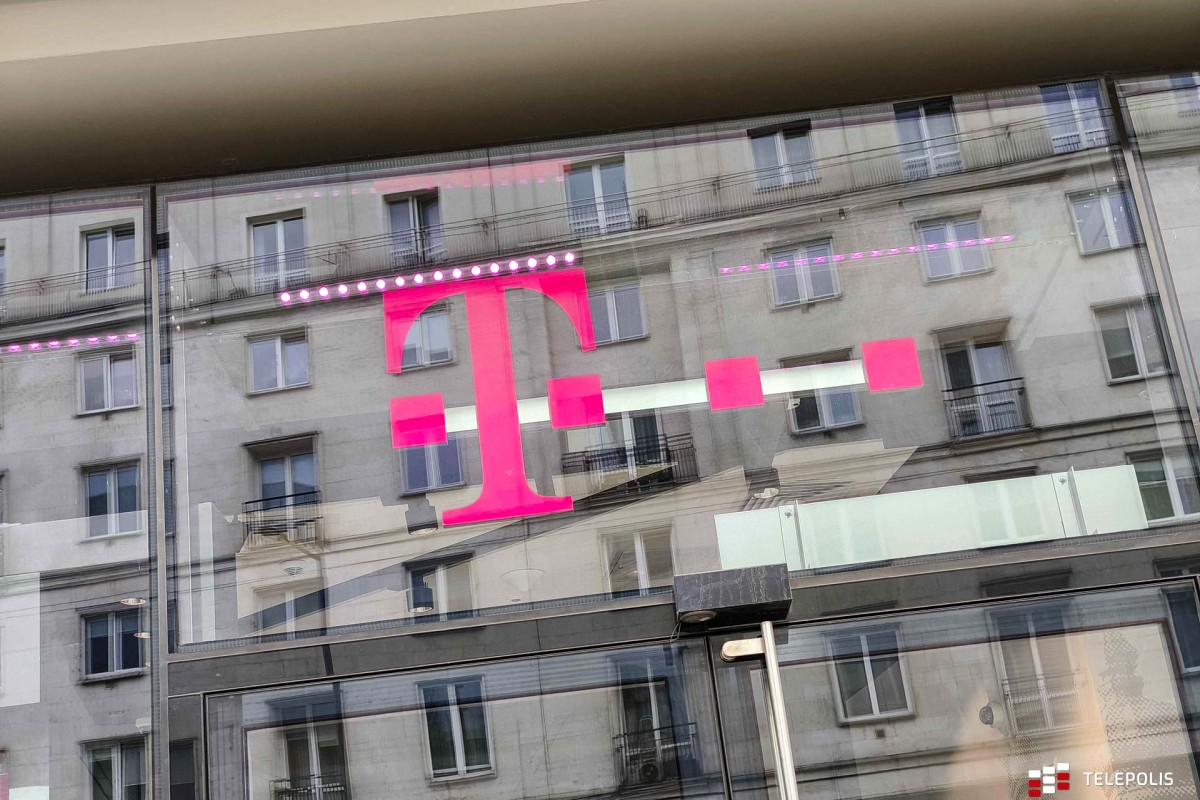 T-Mobile rozdaje kasę za doładowania cykliczne. W Heyah na kartę też
