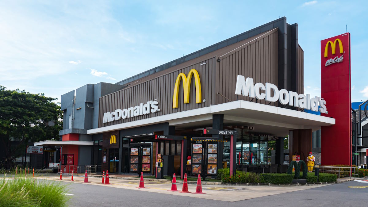McDonald's z nową usługą. Będzie konkurować ze stacjami paliw
