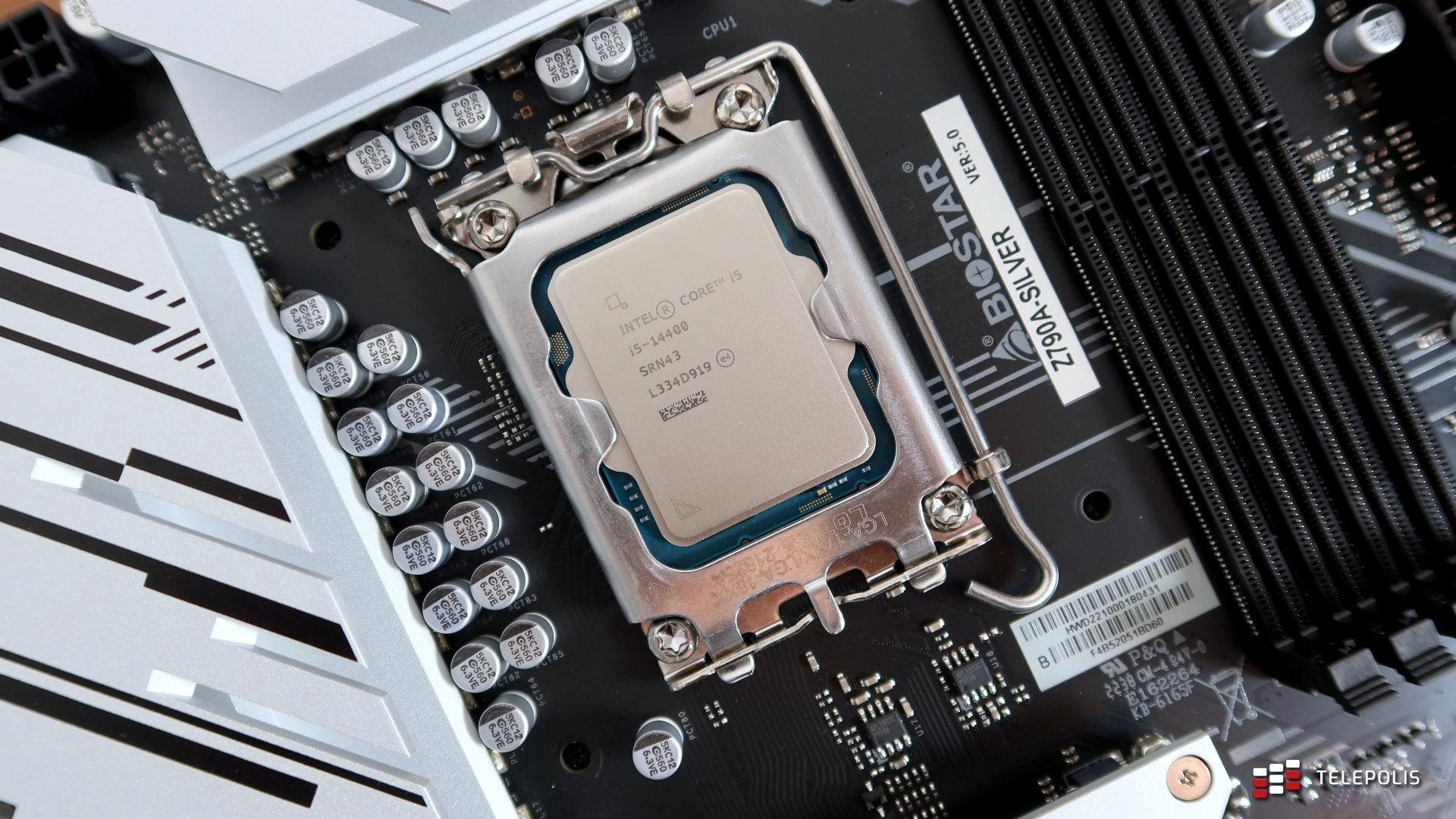Znamy wydajność Intel Core i3-14100 oraz Core i5-14400