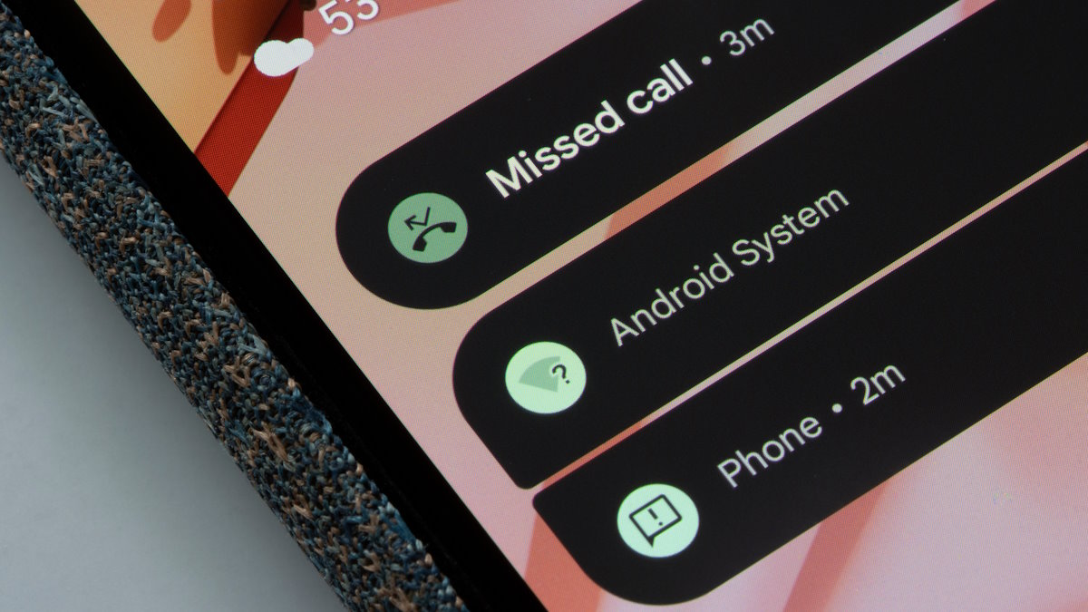 Android 15 naprawi irytującą kwestię. Chodzi o powiadomienia