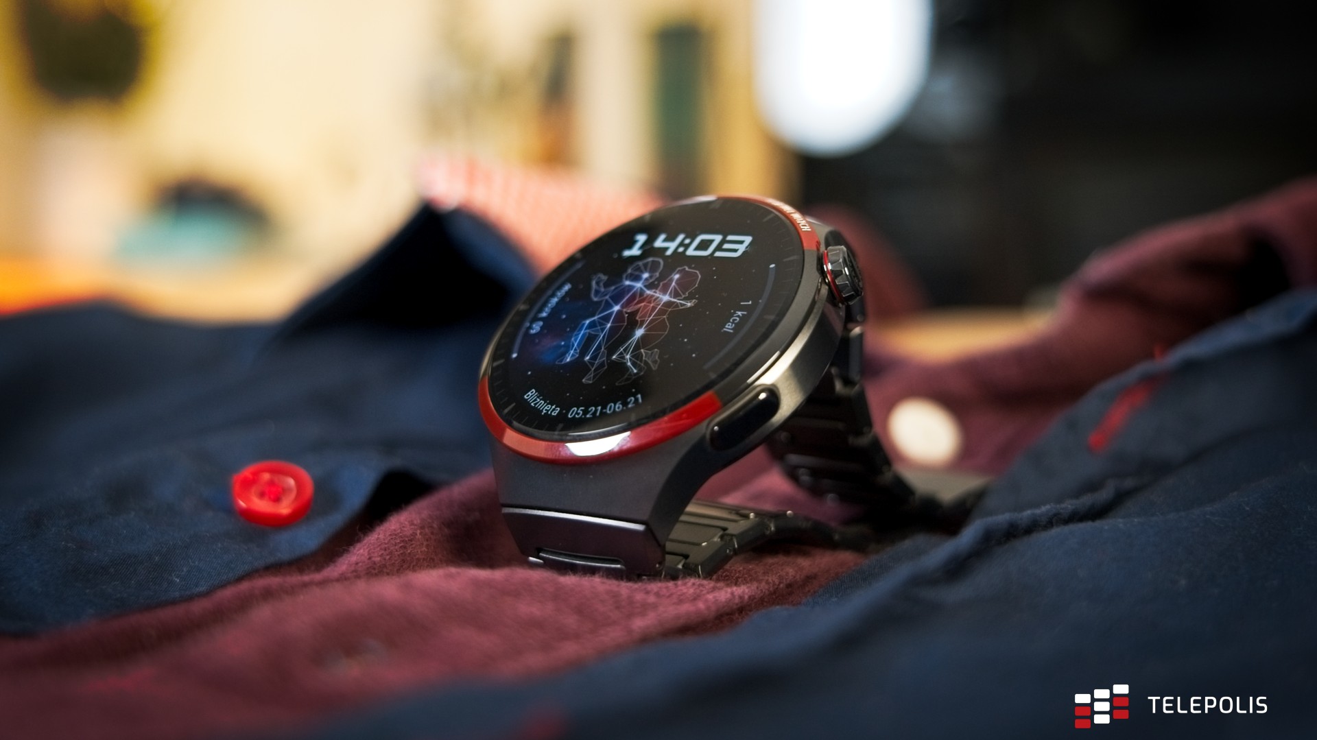 Szyk, klasa i nowoczesna technologia. Ubieramy się z Huawei Watch 4 Pro