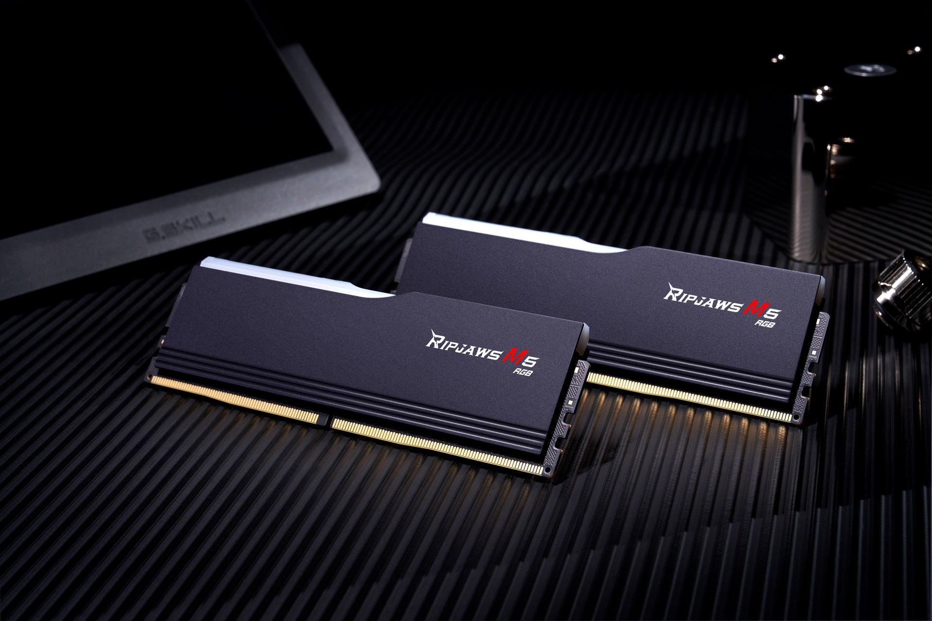G.SKILL prezentuje tanie, ale wydajne i pojemne moduły RAM DDR5