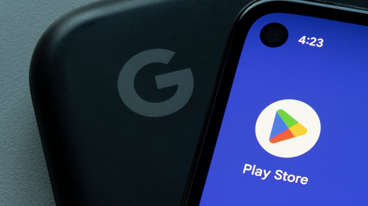 Sklep Google Play z nowy, rządowym oznaczeniem