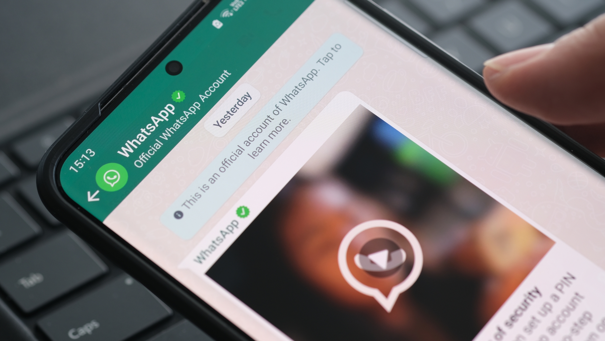 Whatsapp zmieni zasady przypinania kanałów