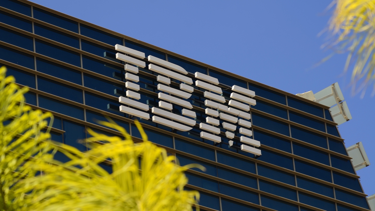 IBM se retira de China por colapso de infraestructura