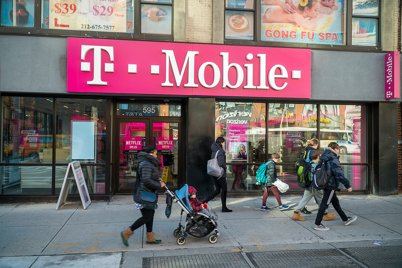 T-Mobile z ogromną karą. Wyciekły dane i nikt tego nie zgłosił