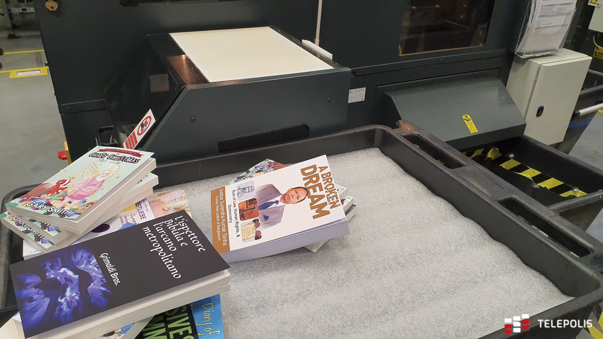 Centrum Logistyczne Amazon we Wrocławiu, drukarnia książek na indywidualne zamówienie