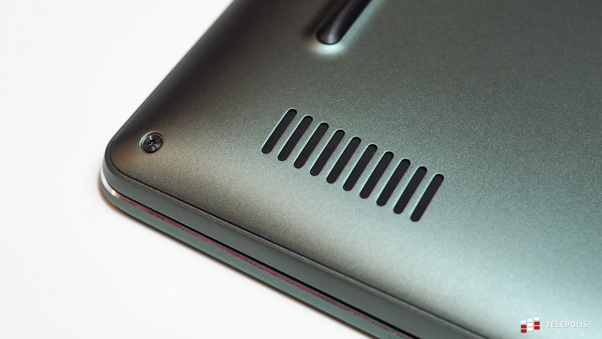 Huawei MateBook 14s dolny głośnik