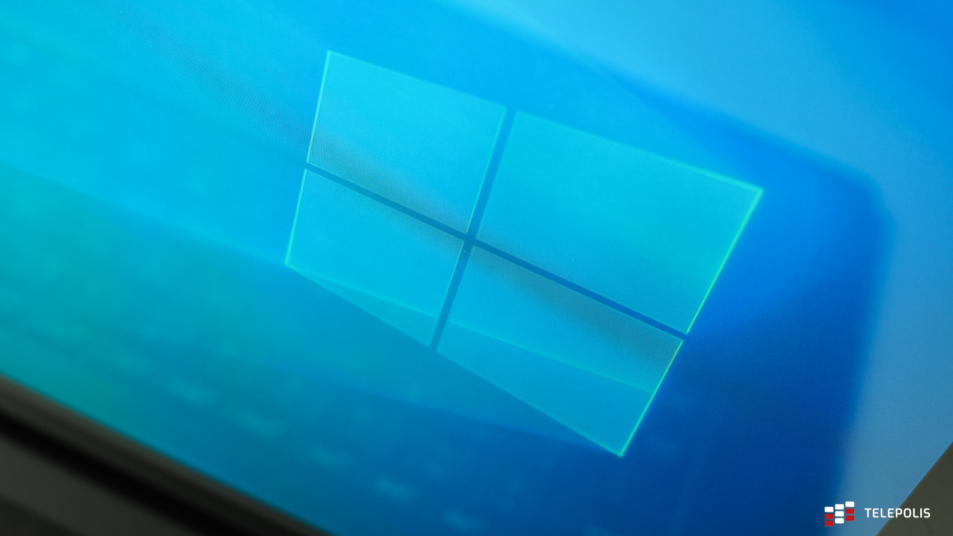 Microsoft Surface Laptop 4 Windows logo
