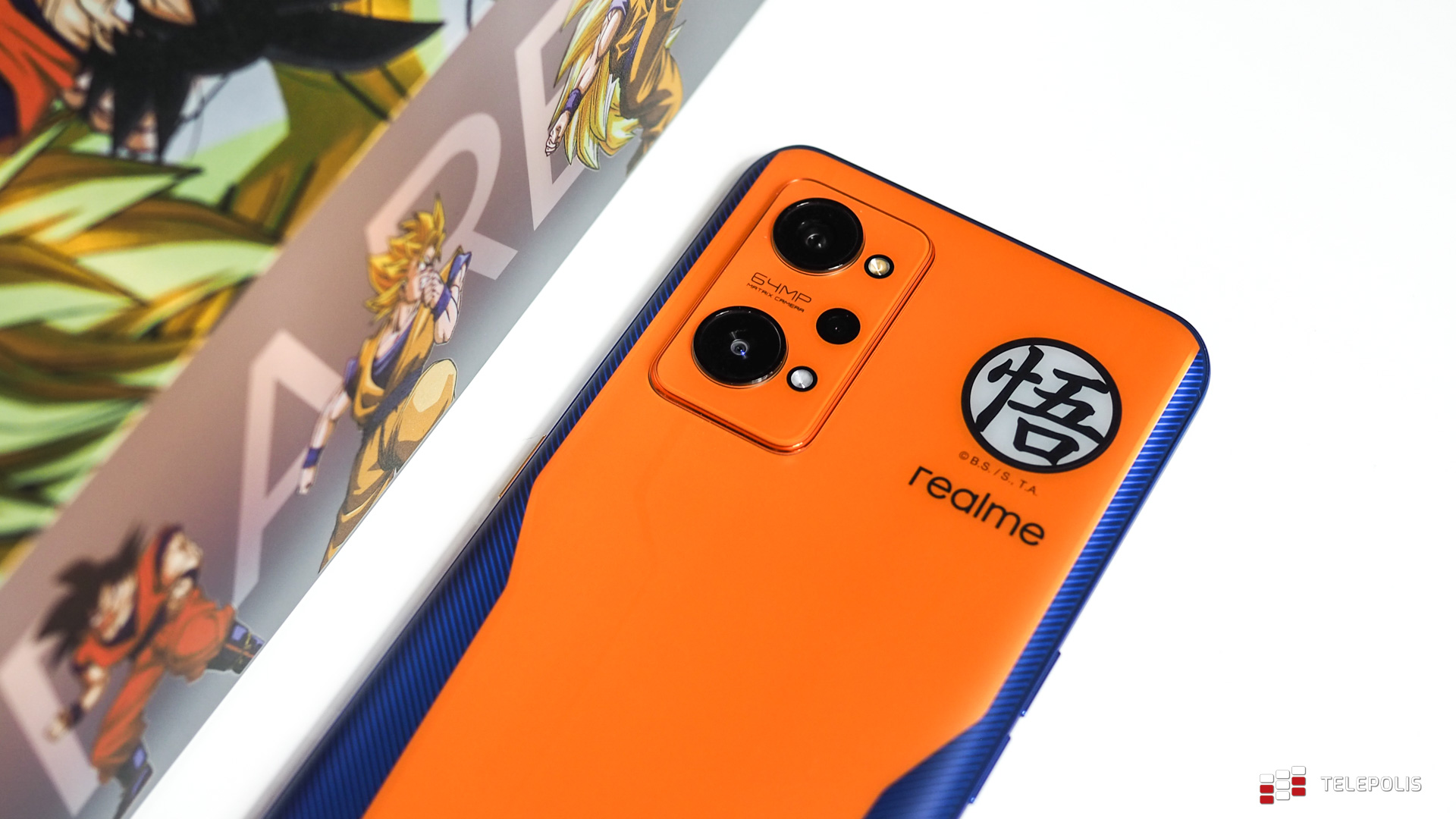 Realme GT Neo 3T Dragon Ball Z Edition tylny aparat